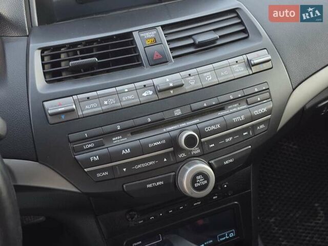 Красный Хонда Аккорд, объемом двигателя 2.4 л и пробегом 248 тыс. км за 7777 $, фото 34 на Automoto.ua