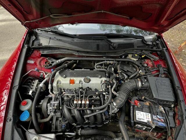 Красный Хонда Аккорд, объемом двигателя 0.24 л и пробегом 190 тыс. км за 7200 $, фото 7 на Automoto.ua