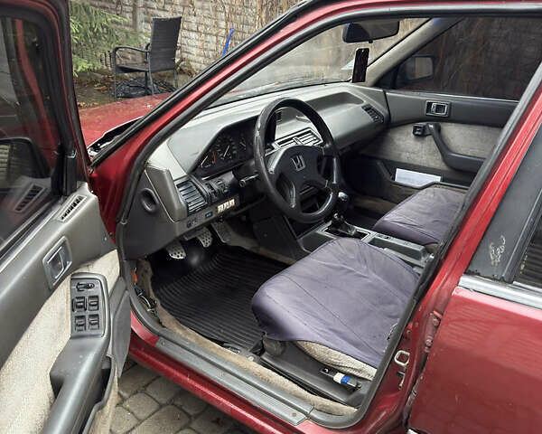 Красный Хонда Аккорд, объемом двигателя 2 л и пробегом 550 тыс. км за 1400 $, фото 2 на Automoto.ua