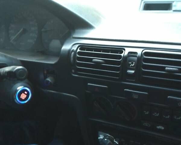 Червоний Хонда Аккорд, об'ємом двигуна 2 л та пробігом 230 тис. км за 2800 $, фото 5 на Automoto.ua