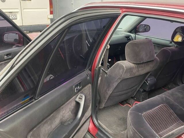 Красный Хонда Аккорд, объемом двигателя 2.2 л и пробегом 400 тыс. км за 1600 $, фото 3 на Automoto.ua