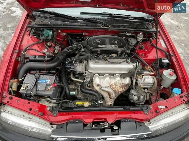 Красный Хонда Аккорд, объемом двигателя 2 л и пробегом 130 тыс. км за 2800 $, фото 1 на Automoto.ua