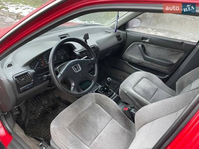 Красный Хонда Аккорд, объемом двигателя 2 л и пробегом 130 тыс. км за 2800 $, фото 9 на Automoto.ua