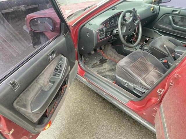 Красный Хонда Аккорд, объемом двигателя 2.2 л и пробегом 400 тыс. км за 1600 $, фото 1 на Automoto.ua