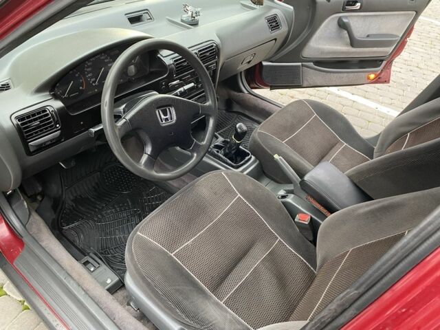 Червоний Хонда Аккорд, об'ємом двигуна 2 л та пробігом 500 тис. км за 2500 $, фото 6 на Automoto.ua