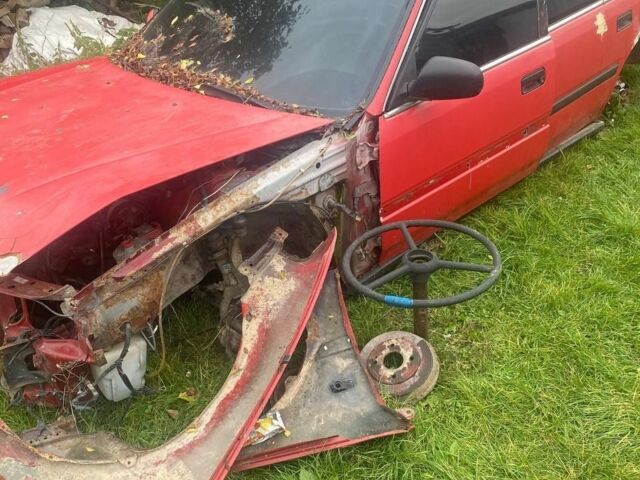 Красный Хонда Аккорд, объемом двигателя 2 л и пробегом 180 тыс. км за 599 $, фото 2 на Automoto.ua