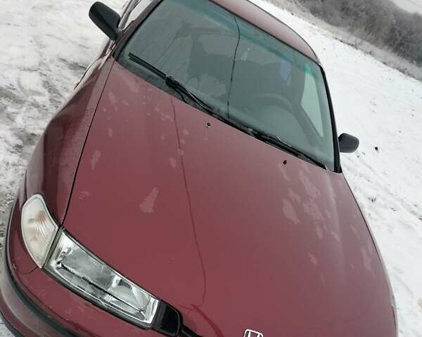 Красный Хонда Аккорд, объемом двигателя 2 л и пробегом 500 тыс. км за 2400 $, фото 1 на Automoto.ua