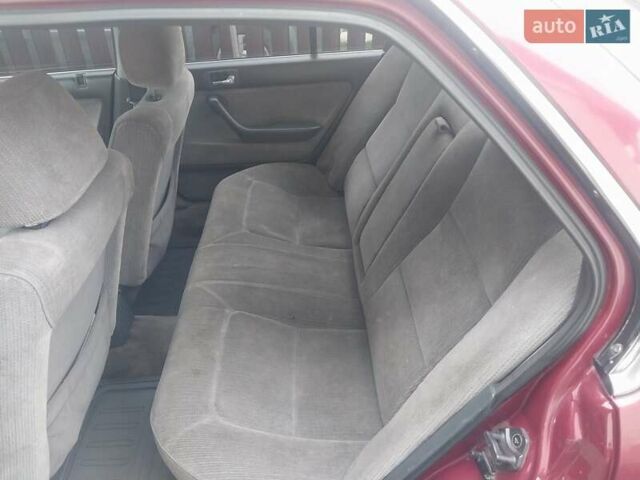 Красный Хонда Аккорд, объемом двигателя 2 л и пробегом 340 тыс. км за 2500 $, фото 12 на Automoto.ua