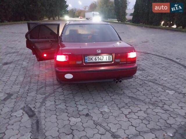 Красный Хонда Аккорд, объемом двигателя 2 л и пробегом 340 тыс. км за 2500 $, фото 10 на Automoto.ua