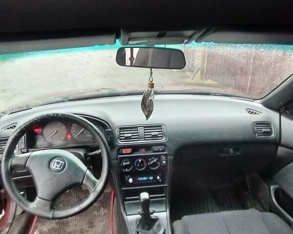 Красный Хонда Аккорд, объемом двигателя 2 л и пробегом 500 тыс. км за 2400 $, фото 9 на Automoto.ua