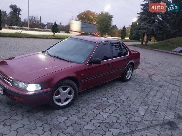 Красный Хонда Аккорд, объемом двигателя 2 л и пробегом 340 тыс. км за 2500 $, фото 2 на Automoto.ua