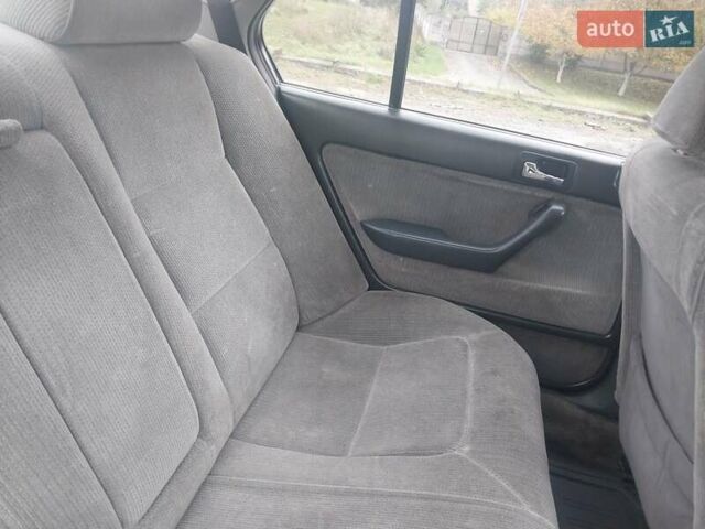 Красный Хонда Аккорд, объемом двигателя 2 л и пробегом 340 тыс. км за 2500 $, фото 37 на Automoto.ua