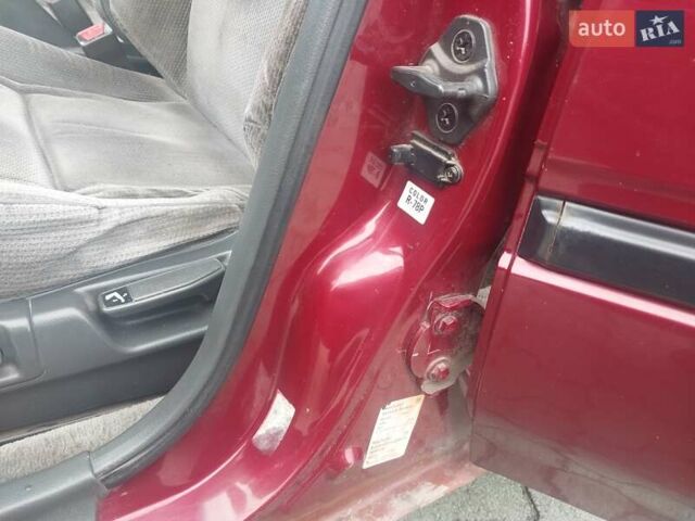 Красный Хонда Аккорд, объемом двигателя 2 л и пробегом 340 тыс. км за 2500 $, фото 28 на Automoto.ua