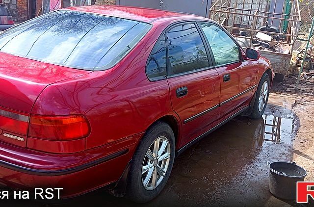 Красный Хонда Аккорд, объемом двигателя 2 л и пробегом 250 тыс. км за 3500 $, фото 1 на Automoto.ua