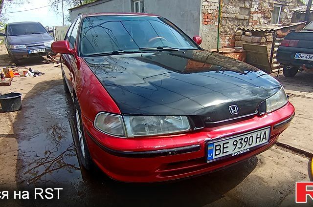 Красный Хонда Аккорд, объемом двигателя 2 л и пробегом 250 тыс. км за 3500 $, фото 5 на Automoto.ua