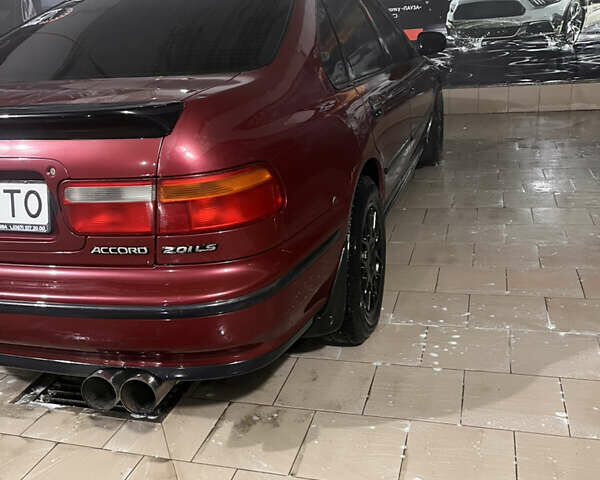 Червоний Хонда Аккорд, об'ємом двигуна 2 л та пробігом 500 тис. км за 3200 $, фото 5 на Automoto.ua