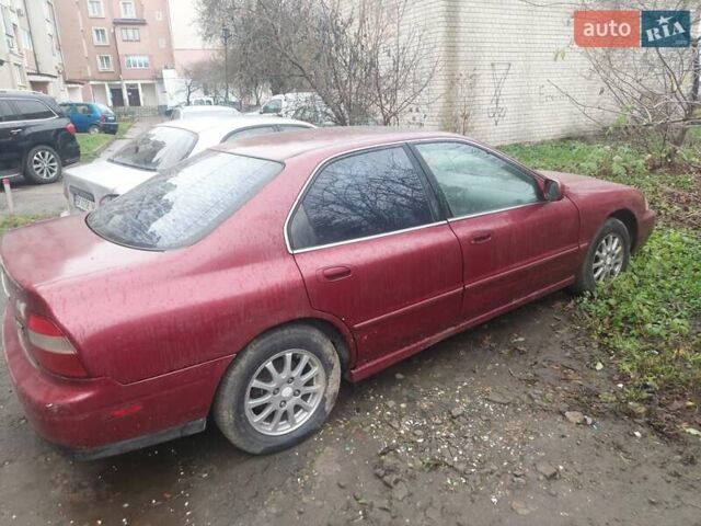 Красный Хонда Аккорд, объемом двигателя 2.68 л и пробегом 160 тыс. км за 1600 $, фото 9 на Automoto.ua