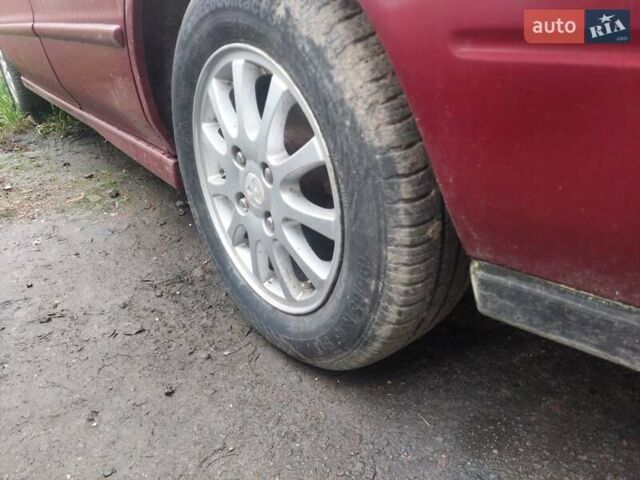 Красный Хонда Аккорд, объемом двигателя 2.68 л и пробегом 160 тыс. км за 1600 $, фото 6 на Automoto.ua