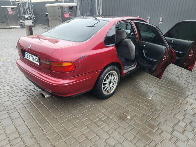 Красный Хонда Аккорд, объемом двигателя 2 л и пробегом 380 тыс. км за 2700 $, фото 4 на Automoto.ua