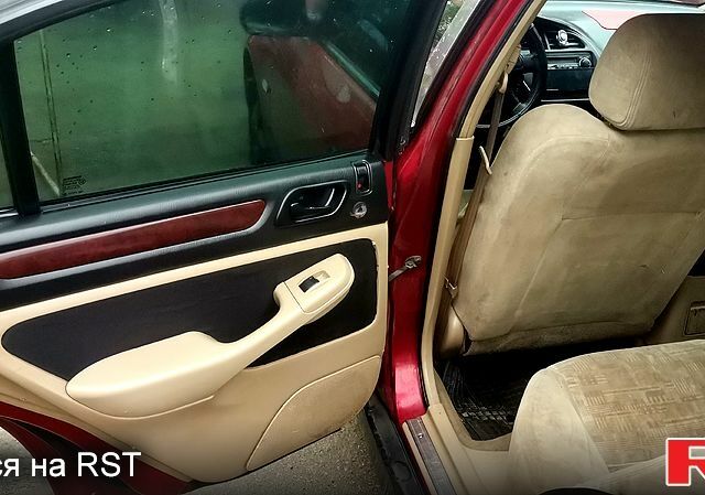 Красный Хонда Аккорд, объемом двигателя 2 л и пробегом 0 тыс. км за 2500 $, фото 3 на Automoto.ua