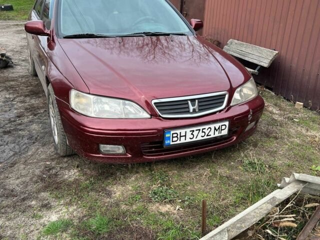 Красный Хонда Аккорд, объемом двигателя 2 л и пробегом 420 тыс. км за 3000 $, фото 3 на Automoto.ua