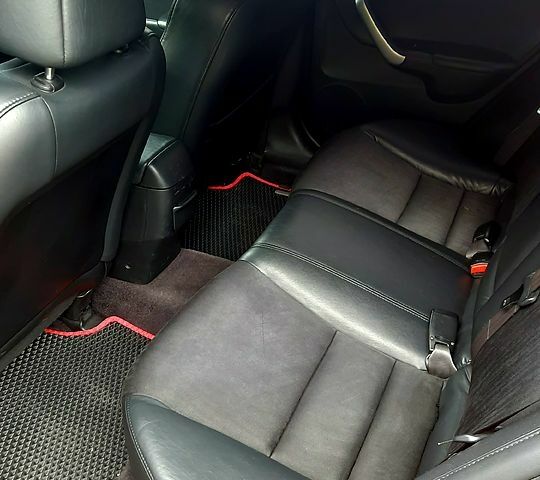 Красный Хонда Аккорд, объемом двигателя 2 л и пробегом 246 тыс. км за 6600 $, фото 3 на Automoto.ua