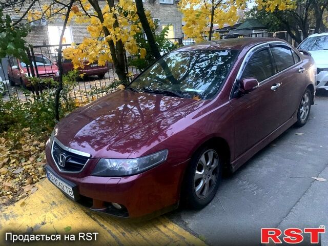 Красный Хонда Аккорд, объемом двигателя 2.4 л и пробегом 300 тыс. км за 5500 $, фото 1 на Automoto.ua