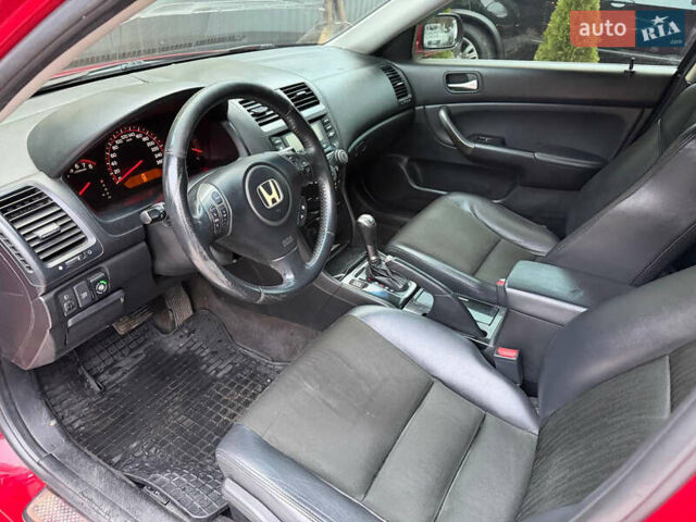 Красный Хонда Аккорд, объемом двигателя 2 л и пробегом 217 тыс. км за 4799 $, фото 6 на Automoto.ua