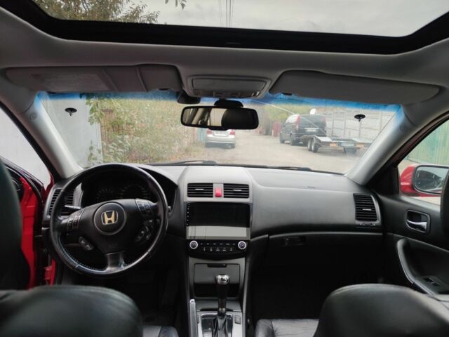 Красный Хонда Аккорд, объемом двигателя 0 л и пробегом 241 тыс. км за 6100 $, фото 2 на Automoto.ua