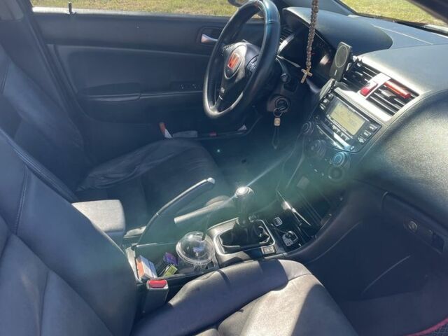 Червоний Хонда Аккорд, об'ємом двигуна 2.2 л та пробігом 320 тис. км за 6500 $, фото 4 на Automoto.ua