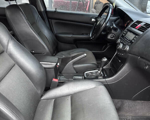 Красный Хонда Аккорд, объемом двигателя 2 л и пробегом 210 тыс. км за 5150 $, фото 17 на Automoto.ua