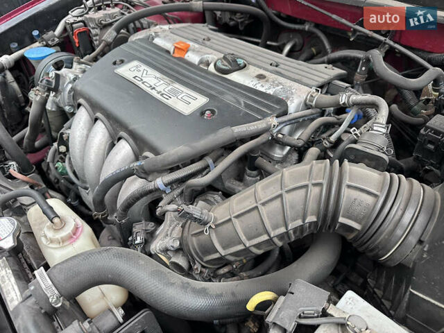 Красный Хонда Аккорд, объемом двигателя 2 л и пробегом 210 тыс. км за 5150 $, фото 21 на Automoto.ua