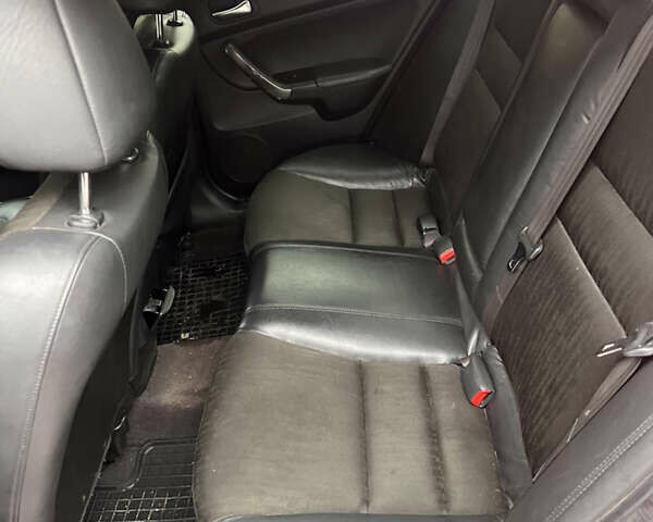 Красный Хонда Аккорд, объемом двигателя 2 л и пробегом 217 тыс. км за 4799 $, фото 5 на Automoto.ua