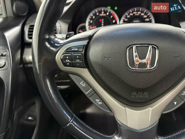 Красный Хонда Аккорд, объемом двигателя 2 л и пробегом 183 тыс. км за 8600 $, фото 10 на Automoto.ua