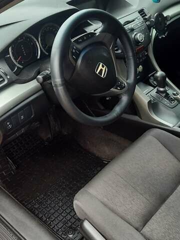 Красный Хонда Аккорд, объемом двигателя 2 л и пробегом 245 тыс. км за 6999 $, фото 14 на Automoto.ua