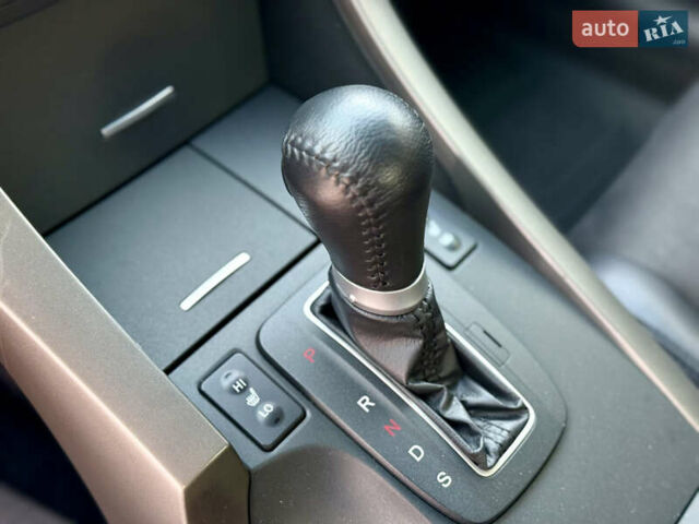 Червоний Хонда Аккорд, об'ємом двигуна 2.35 л та пробігом 112 тис. км за 11950 $, фото 28 на Automoto.ua