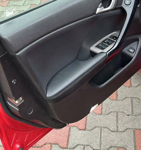 Красный Хонда Аккорд, объемом двигателя 2.4 л и пробегом 262 тыс. км за 8200 $, фото 19 на Automoto.ua