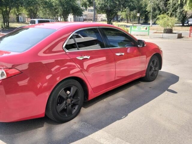 Красный Хонда Аккорд, объемом двигателя 2 л и пробегом 160 тыс. км за 7400 $, фото 1 на Automoto.ua