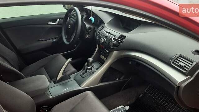 Красный Хонда Аккорд, объемом двигателя 2 л и пробегом 245 тыс. км за 6999 $, фото 22 на Automoto.ua