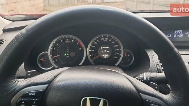 Красный Хонда Аккорд, объемом двигателя 2 л и пробегом 245 тыс. км за 6999 $, фото 1 на Automoto.ua