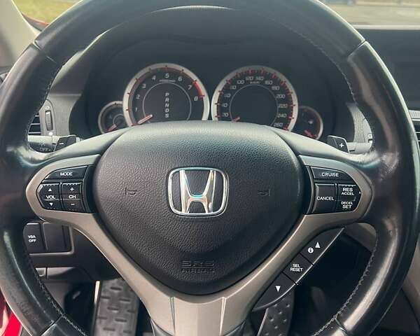 Красный Хонда Аккорд, объемом двигателя 2.4 л и пробегом 218 тыс. км за 9300 $, фото 24 на Automoto.ua