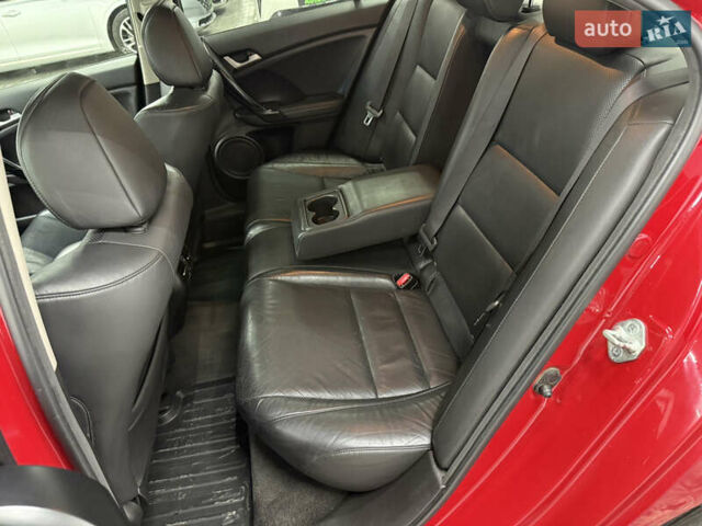 Красный Хонда Аккорд, объемом двигателя 2 л и пробегом 183 тыс. км за 8600 $, фото 22 на Automoto.ua