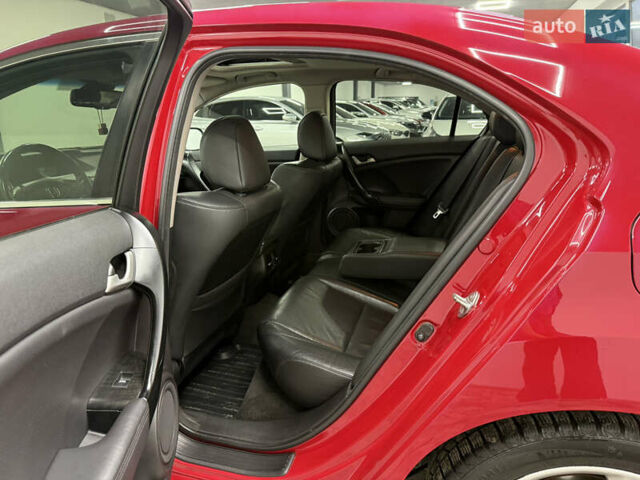 Красный Хонда Аккорд, объемом двигателя 2 л и пробегом 183 тыс. км за 8600 $, фото 23 на Automoto.ua