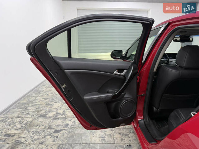 Красный Хонда Аккорд, объемом двигателя 2 л и пробегом 183 тыс. км за 8600 $, фото 19 на Automoto.ua