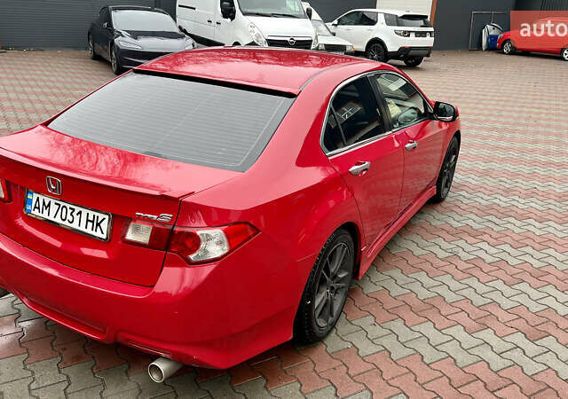 Красный Хонда Аккорд, объемом двигателя 2.4 л и пробегом 262 тыс. км за 8200 $, фото 6 на Automoto.ua