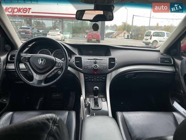 Красный Хонда Аккорд, объемом двигателя 2.35 л и пробегом 143 тыс. км за 7999 $, фото 3 на Automoto.ua