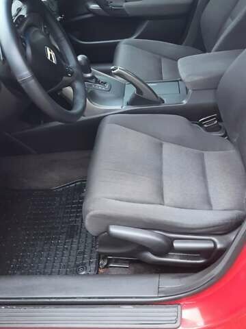 Красный Хонда Аккорд, объемом двигателя 2 л и пробегом 245 тыс. км за 6999 $, фото 17 на Automoto.ua