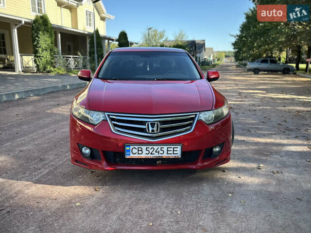 Красный Хонда Аккорд, объемом двигателя 2.4 л и пробегом 227 тыс. км за 8800 $, фото 1 на Automoto.ua