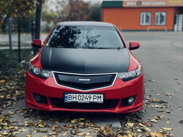 Красный Хонда Аккорд, объемом двигателя 2.4 л и пробегом 255 тыс. км за 8300 $, фото 1 на Automoto.ua