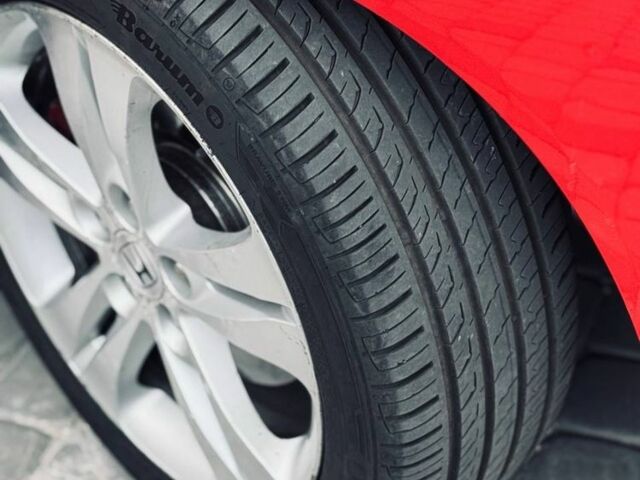 Красный Хонда Аккорд, объемом двигателя 2.4 л и пробегом 146 тыс. км за 8800 $, фото 16 на Automoto.ua